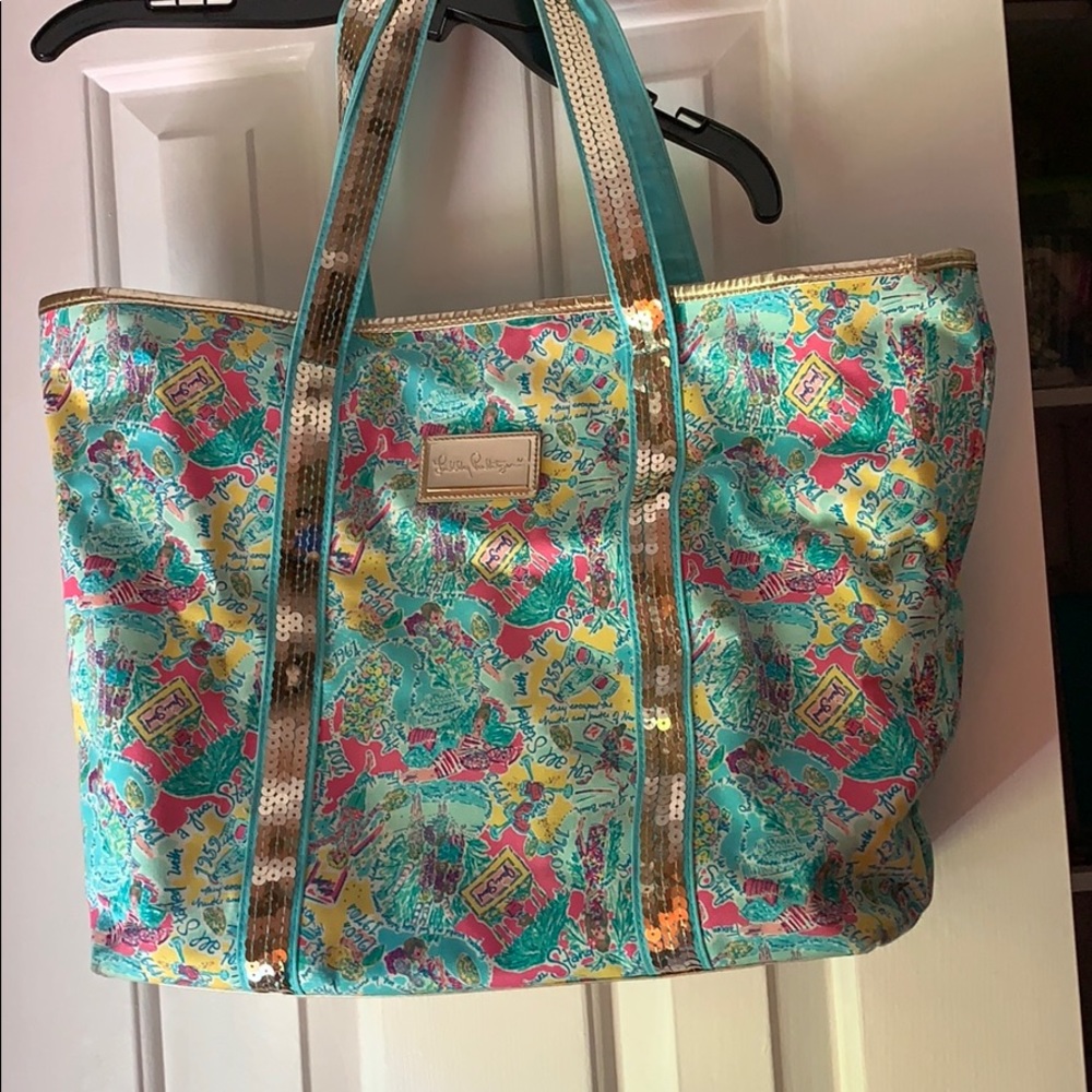 Lily Pulitzer shoulder bag w zipper pocket